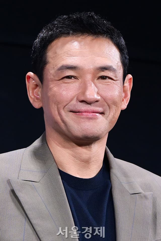 [황정민] Hwang Jung-min to Attend the 79th Cannes Film Festival for 'Hope' World Premiere