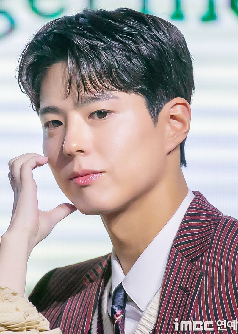[박보검] Park Bo-gum Returns as MC for the 62nd Baeksang Arts Awards