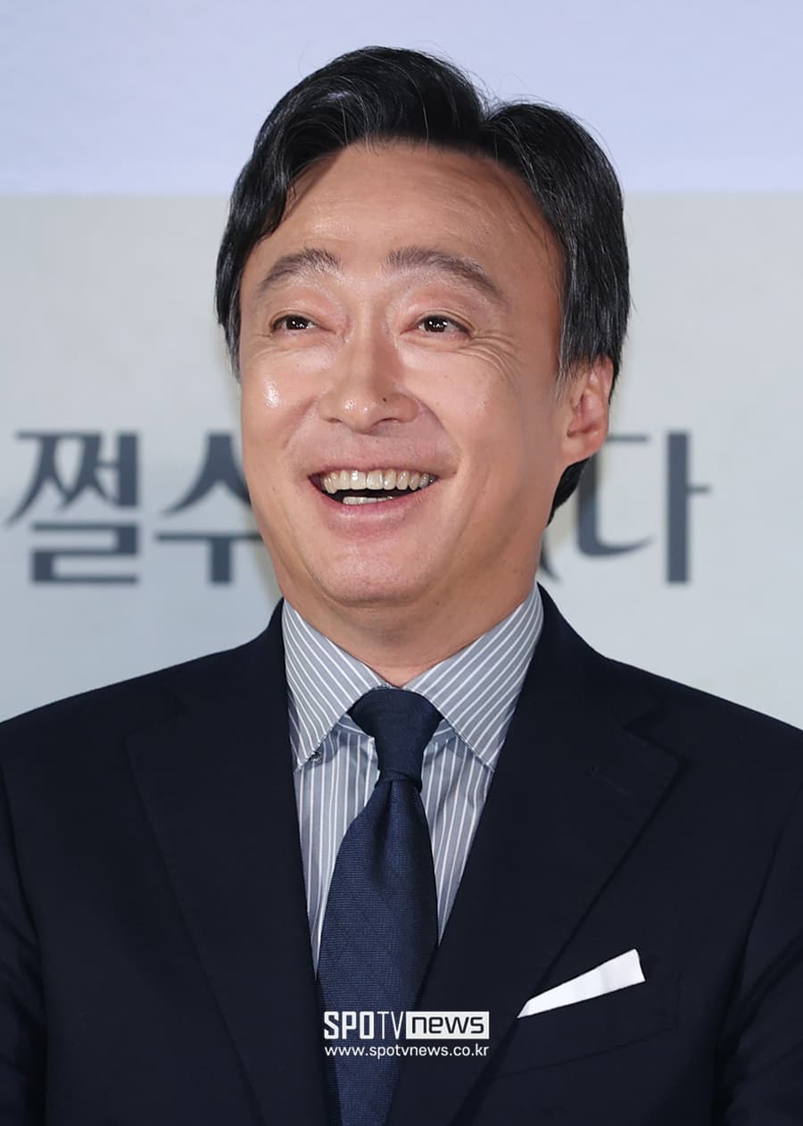 [이성민] Actor Lee Sung-min Voted Most Influential Actor by 380,000 Consumers