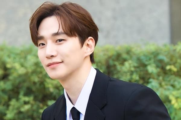 [이준호] Lee Jun-ho Captivates the Red Carpet at the 62nd Baeksang Arts Awards