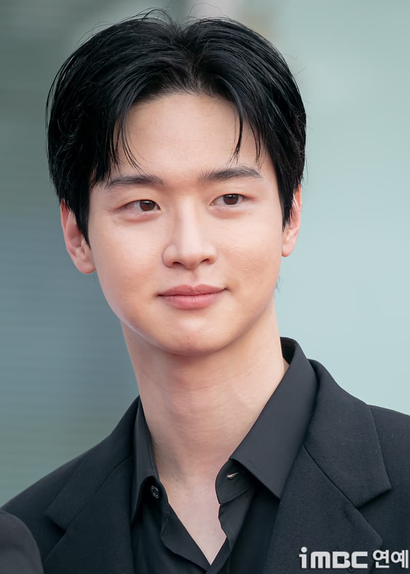 [장동윤] Actor Jang Dong-yoon Makes His Feature Film Directorial Debut with 'Nuruk'